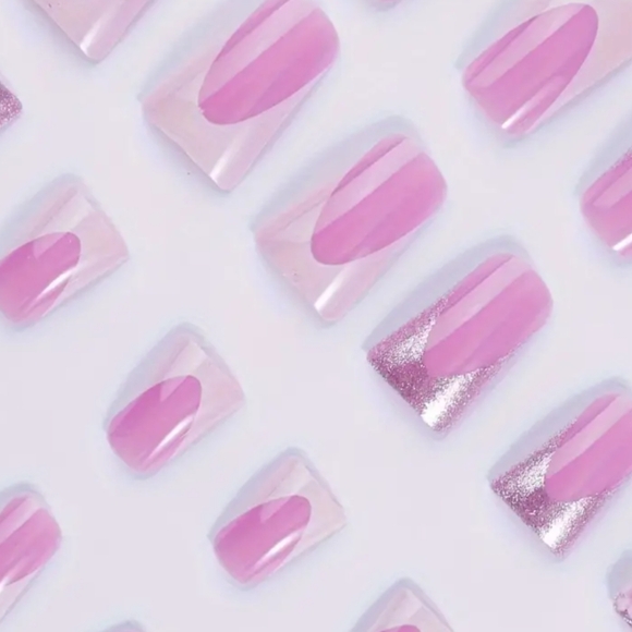 51) NWT Press-On Nails - Picture 2 of 5